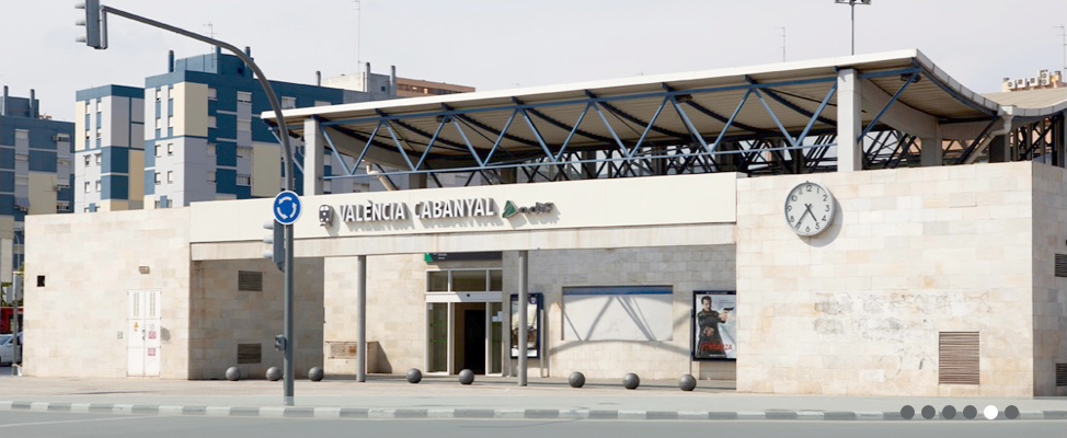 estacion-adif Casa con terraza en el barrio Llamosí (El Cabanyal)